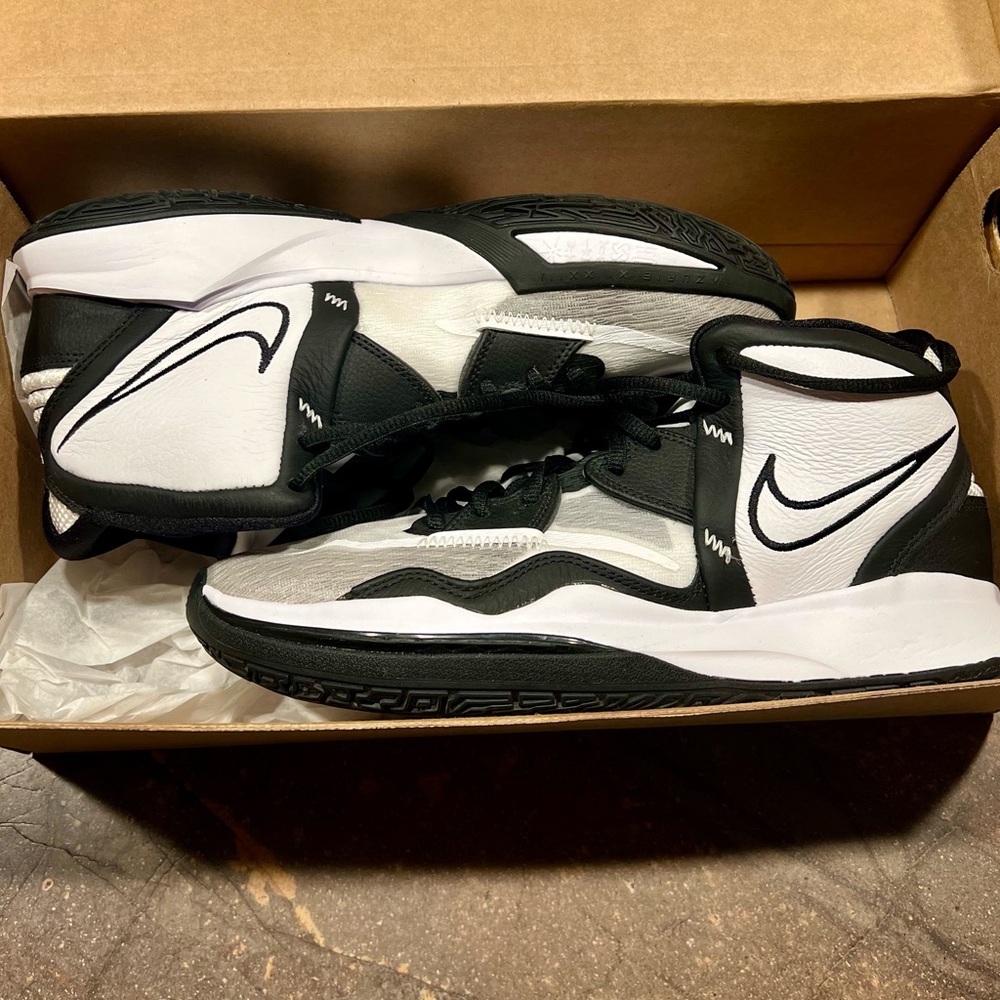 Nike Kyrie Infinity TB White Black Men’s Size 10